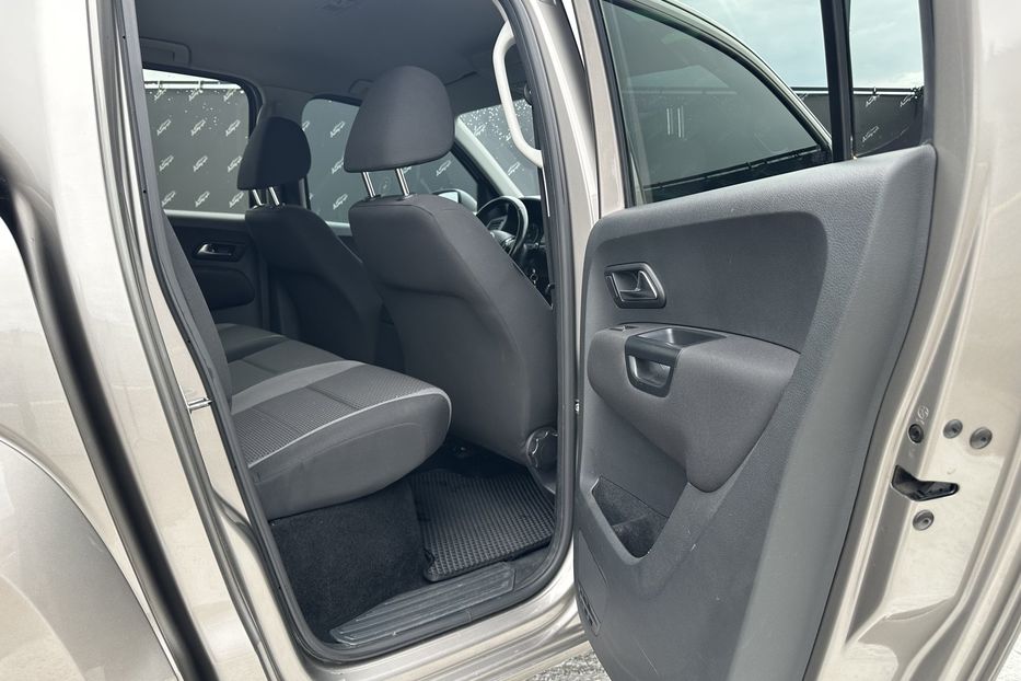 Продам Volkswagen Amarok DoubleCab  2016 года в Киеве