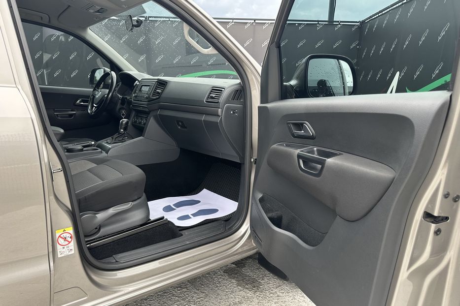 Продам Volkswagen Amarok DoubleCab  2016 года в Киеве