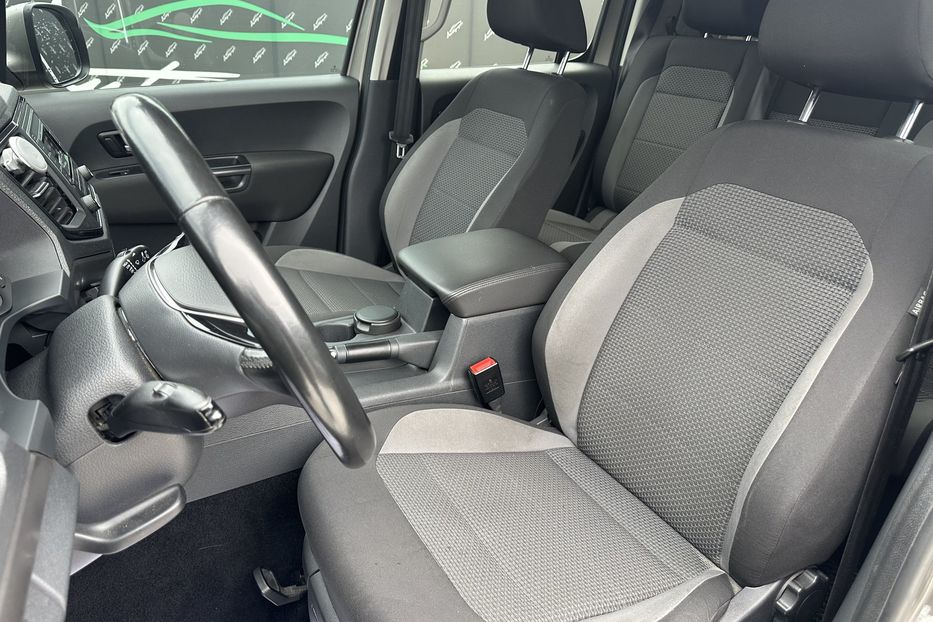 Продам Volkswagen Amarok DoubleCab  2016 года в Киеве