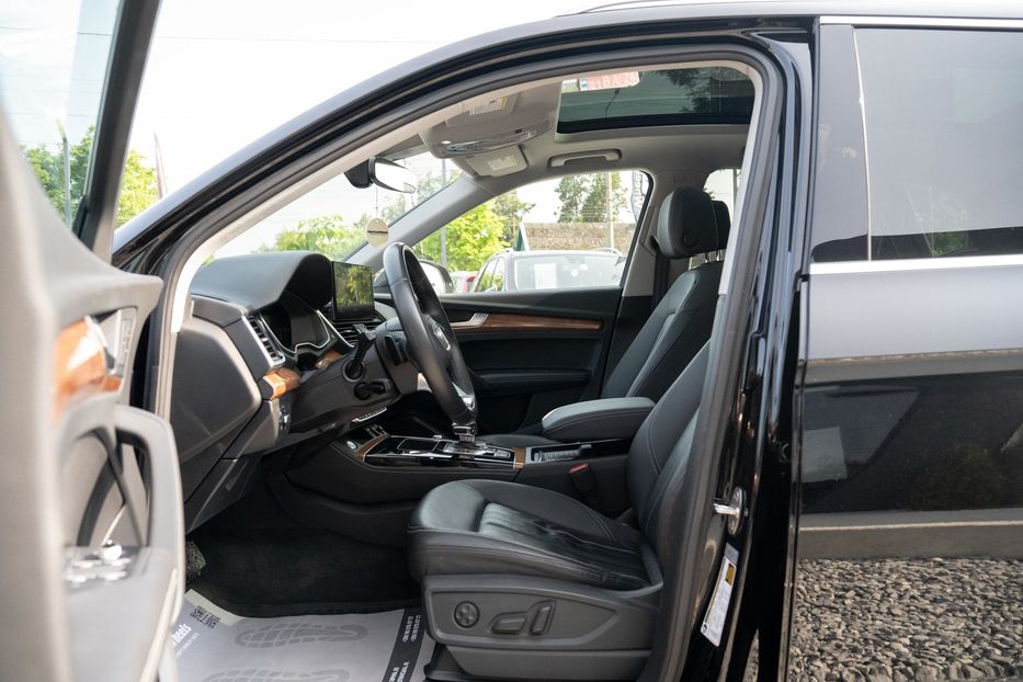 Продам Audi Q5 Premium Plus 2021 года в Черновцах