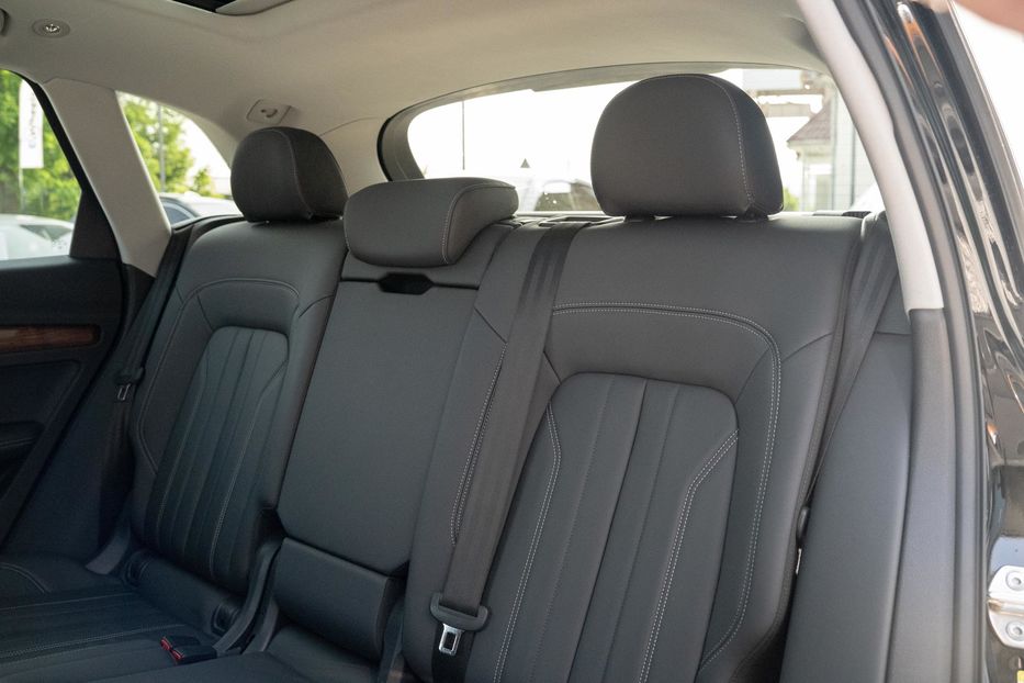 Продам Audi Q5 Premium Plus 2021 года в Черновцах