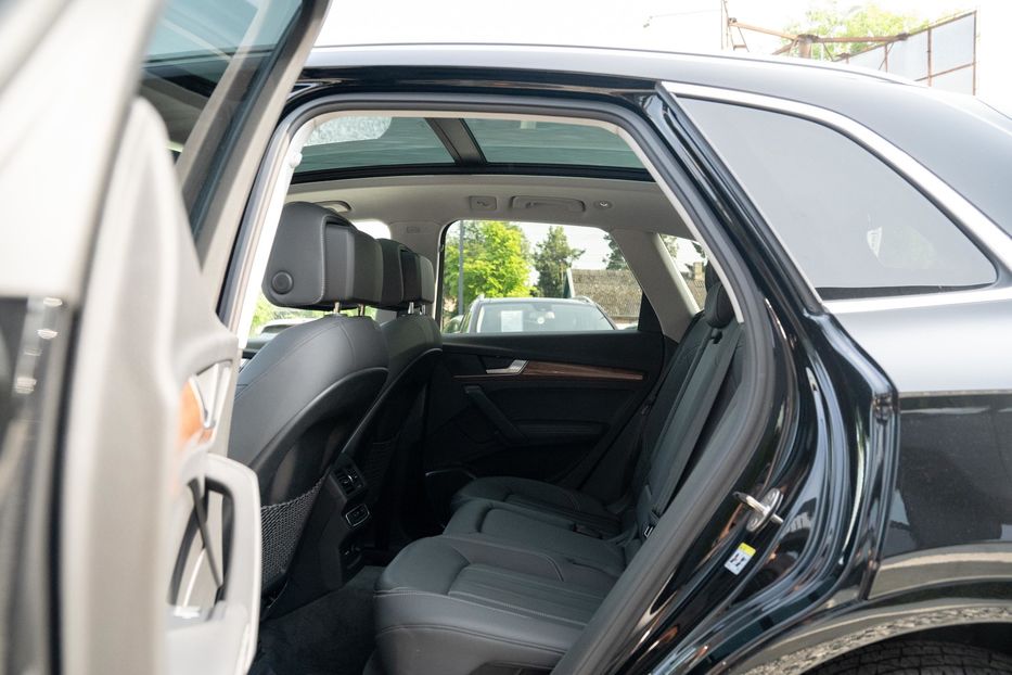 Продам Audi Q5 Premium Plus 2021 года в Черновцах