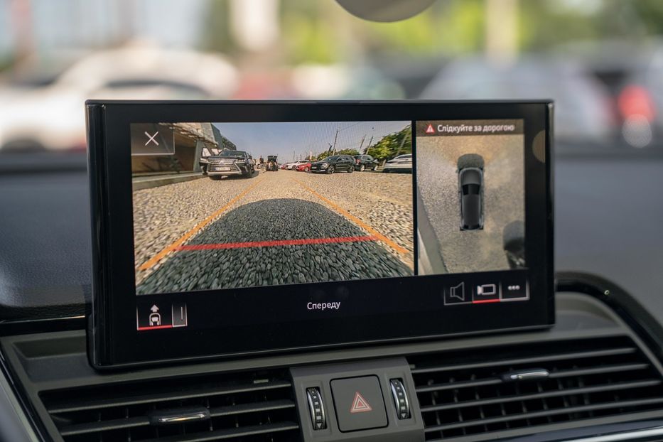 Продам Audi Q5 Premium Plus 2021 года в Черновцах