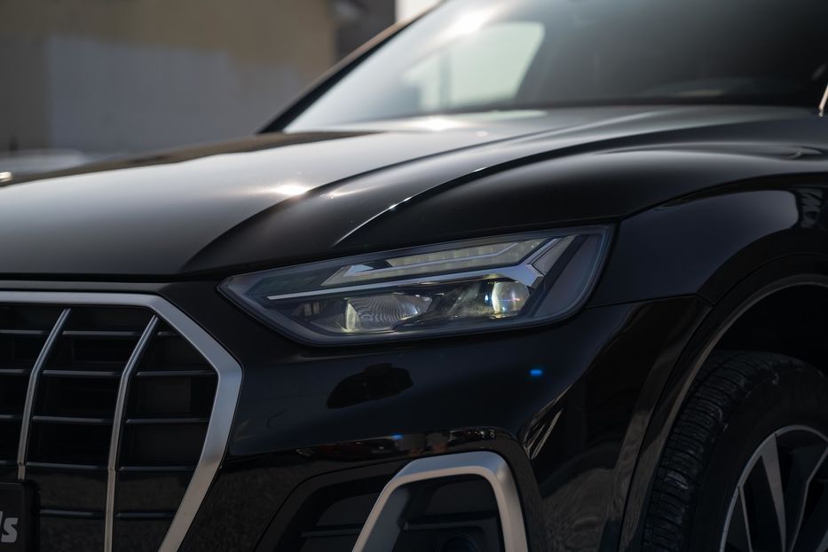 Продам Audi Q5 Premium Plus 2021 года в Черновцах