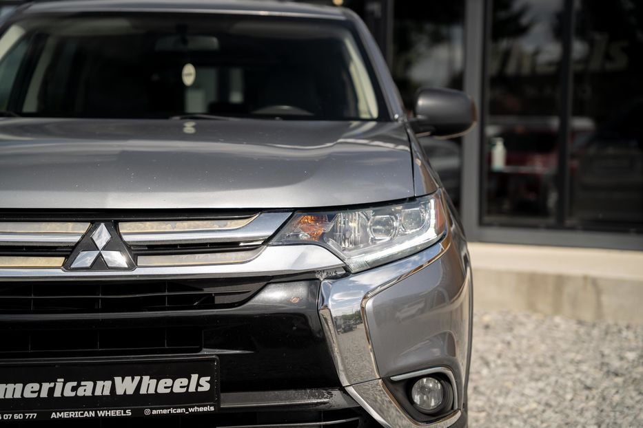 Продам Mitsubishi Outlander ES 2017 года в Черновцах