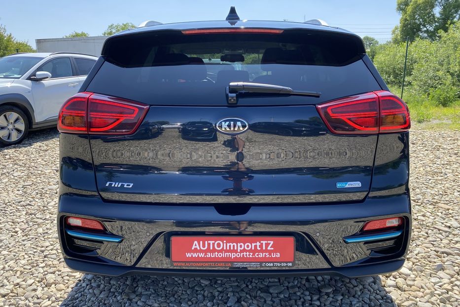 Продам Kia Niro 64 kWh Макс. комплектація 2021 года в Львове