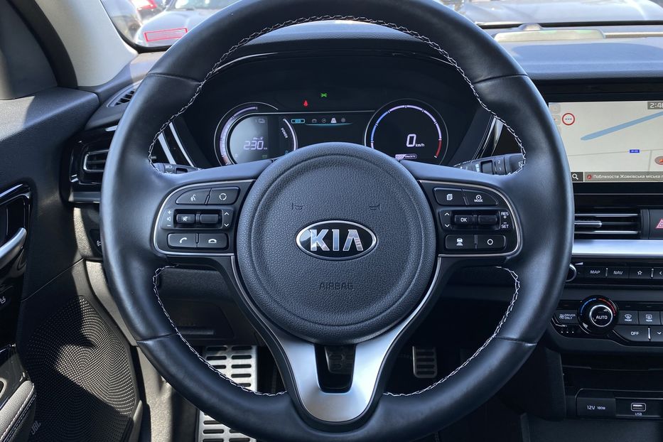 Продам Kia Niro 64 kWh Макс. комплектація 2021 года в Львове