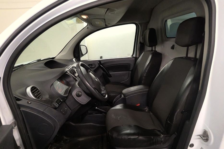 Продам Renault Kangoo груз. MAXI 66квт кпп авт. в дорозі  2019 года в Львове