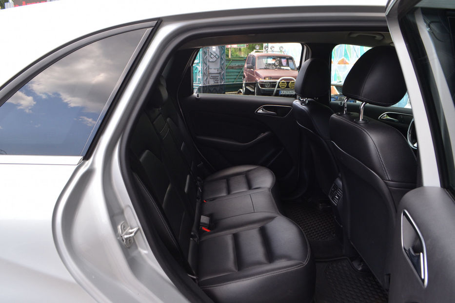 Продам Mercedes-Benz B-Class 2015 года в Киеве