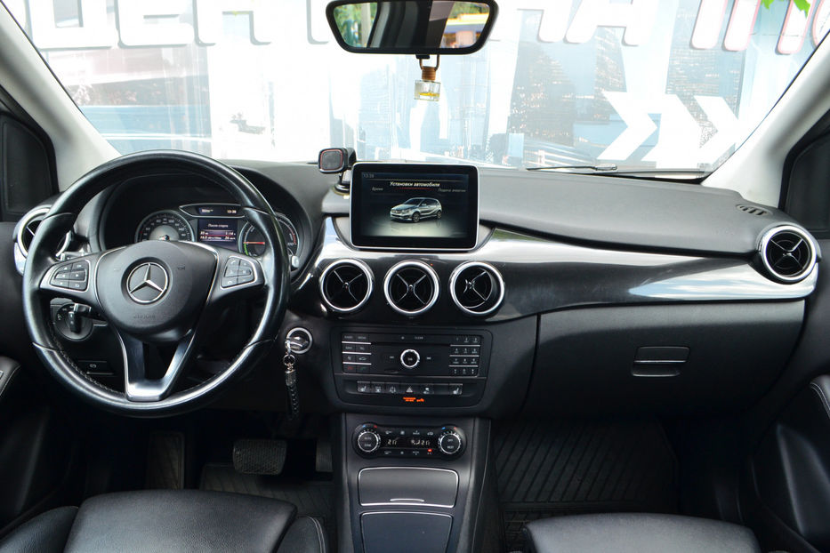 Продам Mercedes-Benz B-Class 2015 года в Киеве