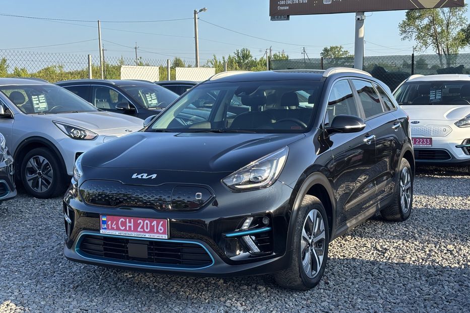 Продам Kia Niro 64квт Prestige  2022 года в Львове