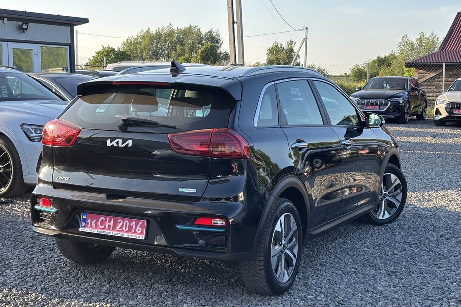 Продам Kia Niro 64квт Prestige  2022 года в Львове