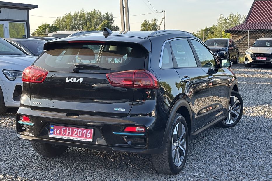 Продам Kia Niro 64квт Prestige  2022 года в Львове