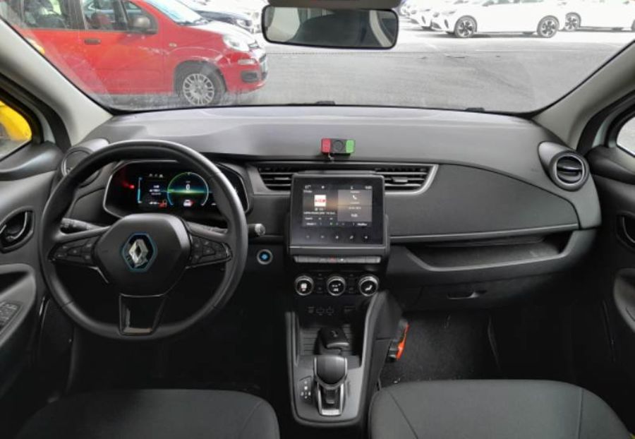 Продам Renault Zoe 51квт в дорозі 2020 года в Львове