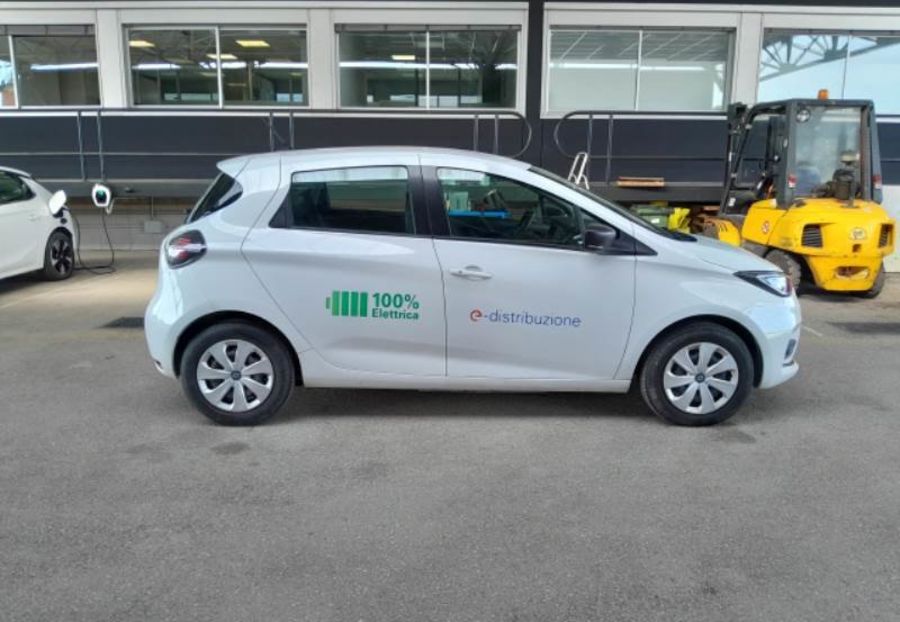 Продам Renault Zoe 51квт в дорозі 2020 года в Львове