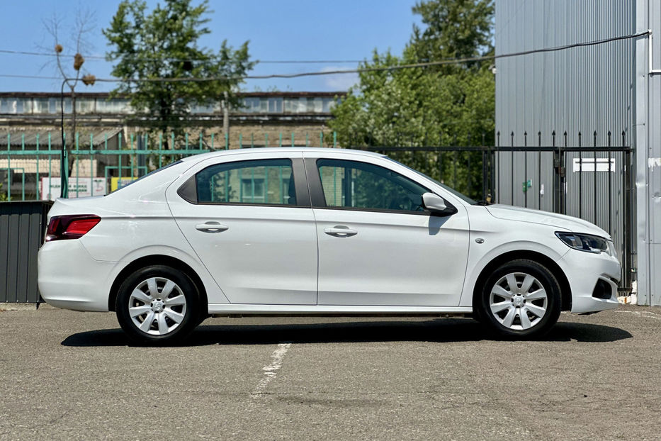 Продам Peugeot 301 2017 года в Киеве