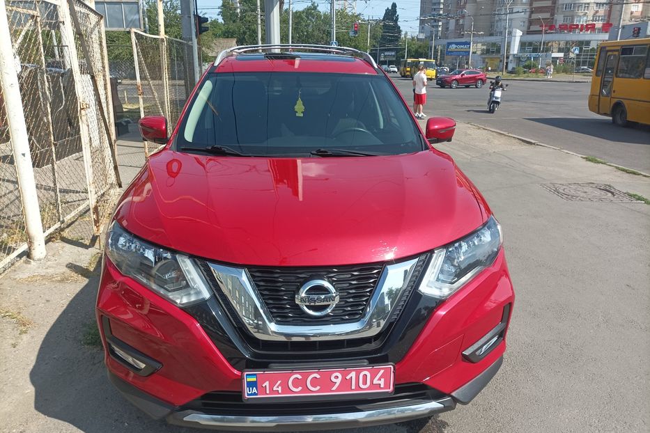 Продам Nissan Rogue sv 2017 года в Одессе