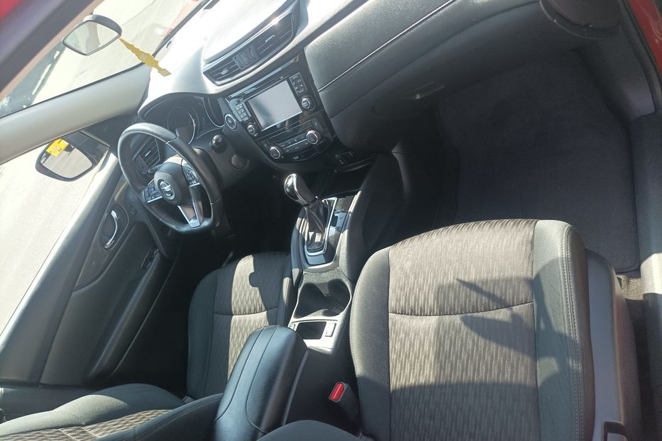 Продам Nissan Rogue sv 2017 года в Одессе