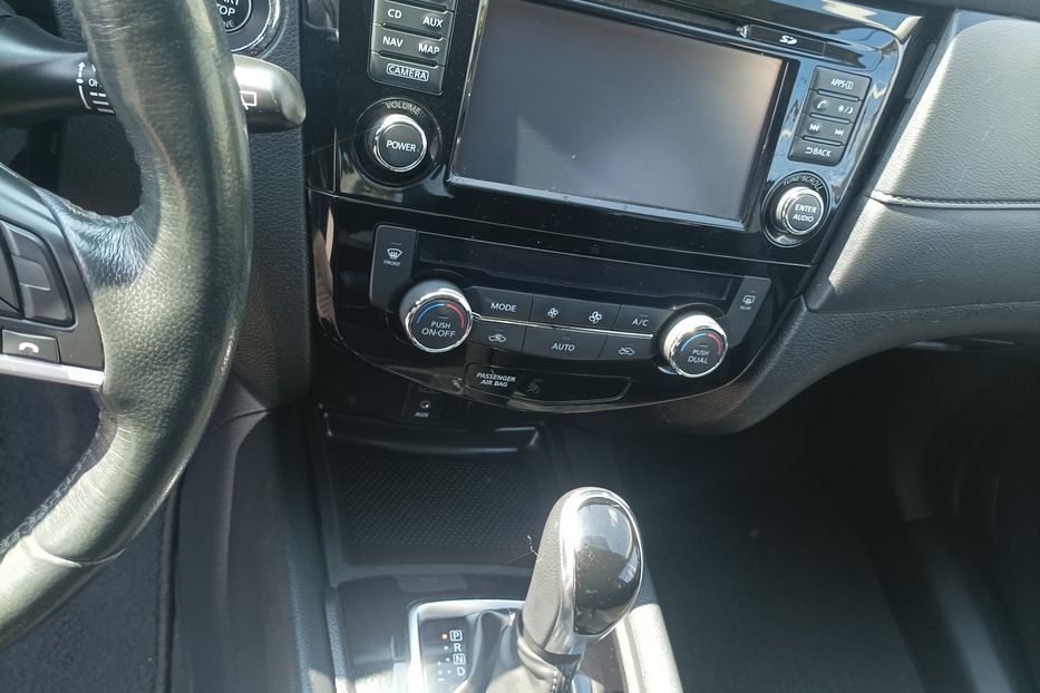 Продам Nissan Rogue sv 2017 года в Одессе