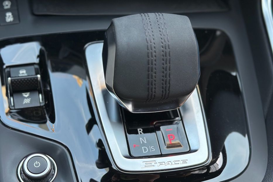 Продам Jaguar E-Pace P200 S 2021 года в Киеве