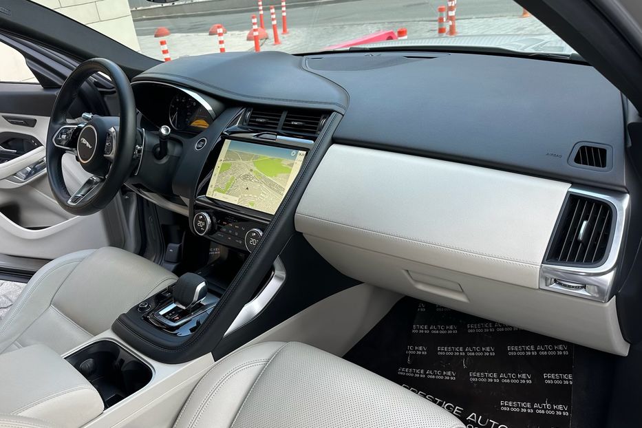 Продам Jaguar E-Pace P200 S 2021 года в Киеве
