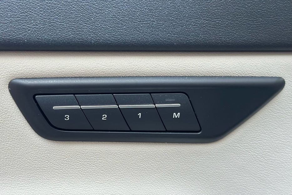 Продам Jaguar E-Pace P200 S 2021 года в Киеве