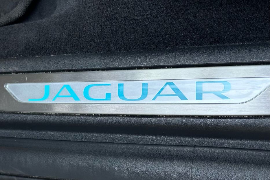 Продам Jaguar E-Pace P200 S 2021 года в Киеве