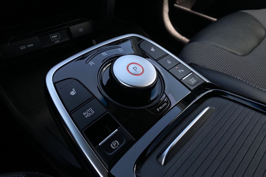 Продам Kia Niro 64ТепловийПдгрівсиідньКермаJBL 2021 года в Львове