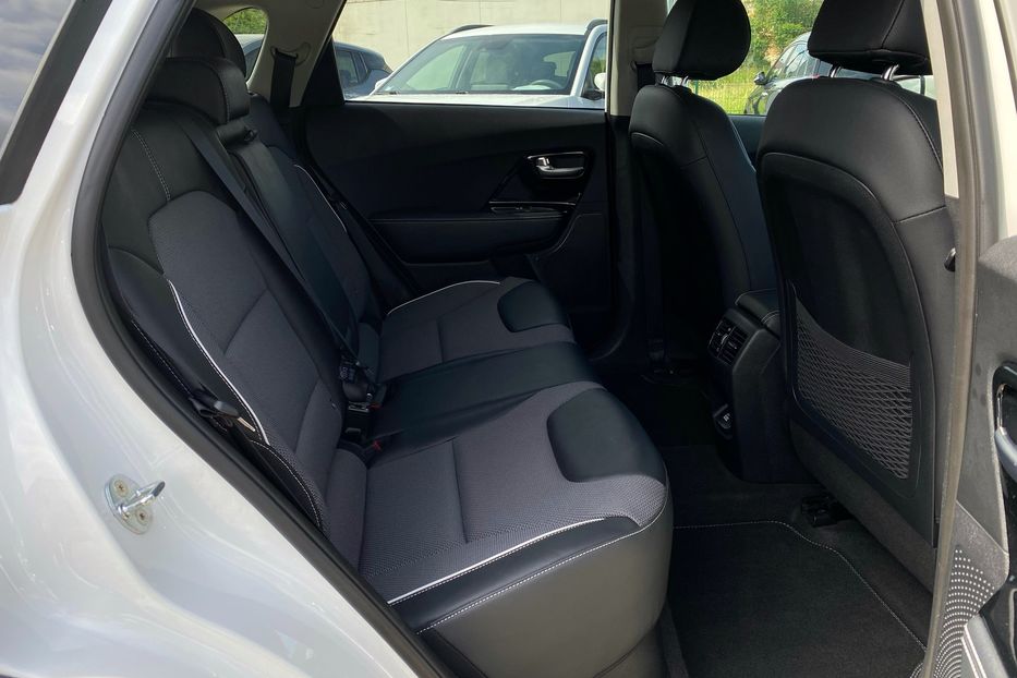 Продам Kia Niro 64ТепловийПдгрівсиідньКермаJBL 2021 года в Львове