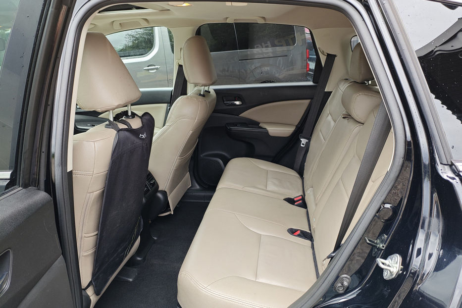 Продам Honda CR-V 2015 года в Киеве