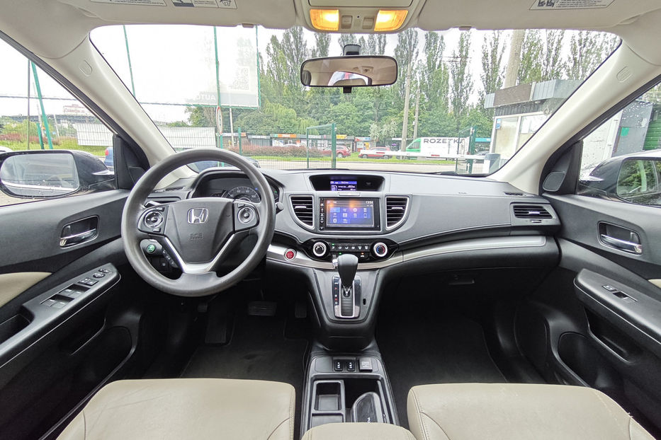 Продам Honda CR-V 2015 года в Киеве