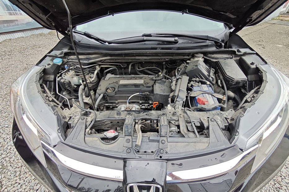 Продам Honda CR-V 2015 года в Киеве