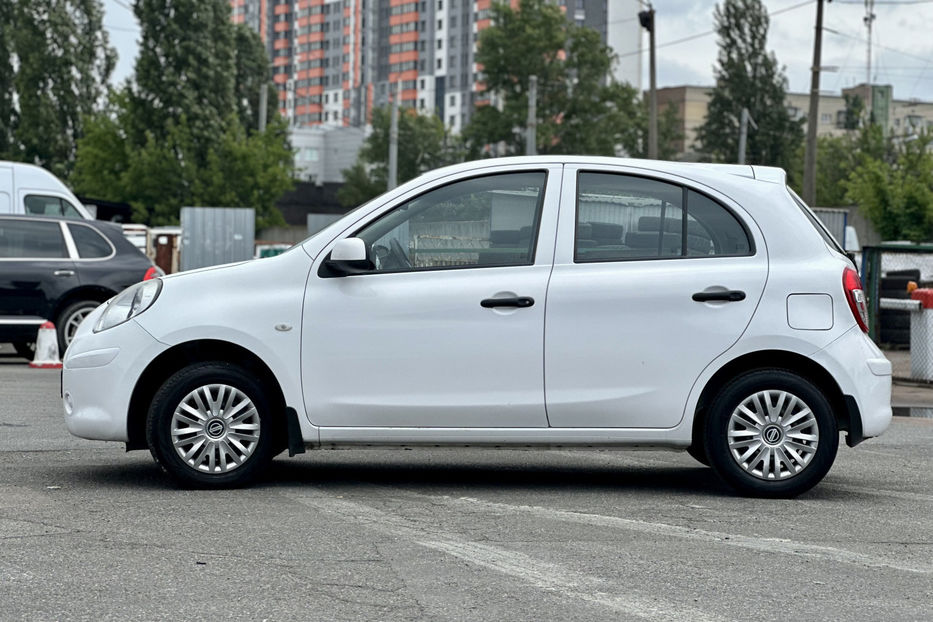 Продам Nissan Micra 2013 года в Киеве