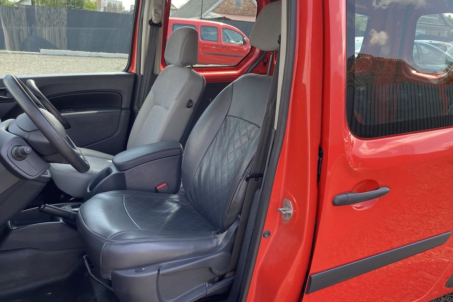 Продам Renault Kangoo пасс. 2021 года в Луцке