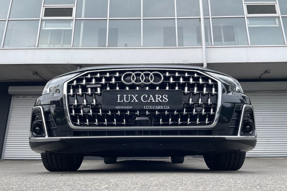 Продам Audi A8 50 TDI Long 2022 года в Киеве