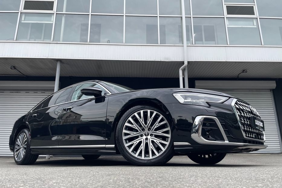 Продам Audi A8 50 TDI Long 2022 года в Киеве