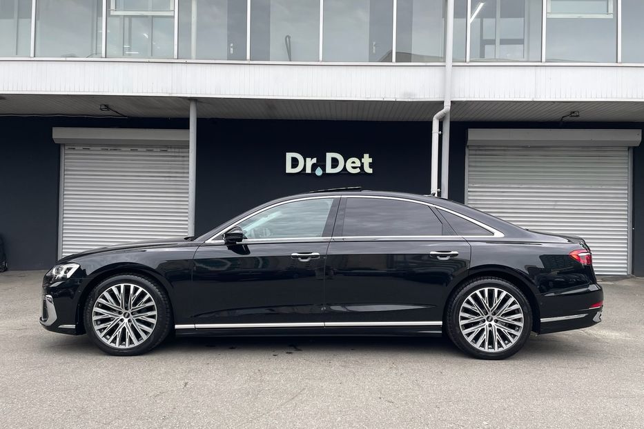 Продам Audi A8 50 TDI Long 2022 года в Киеве