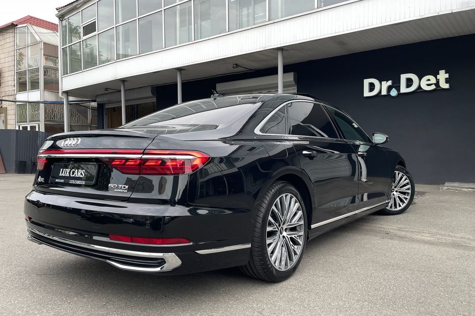 Продам Audi A8 50 TDI Long 2022 года в Киеве