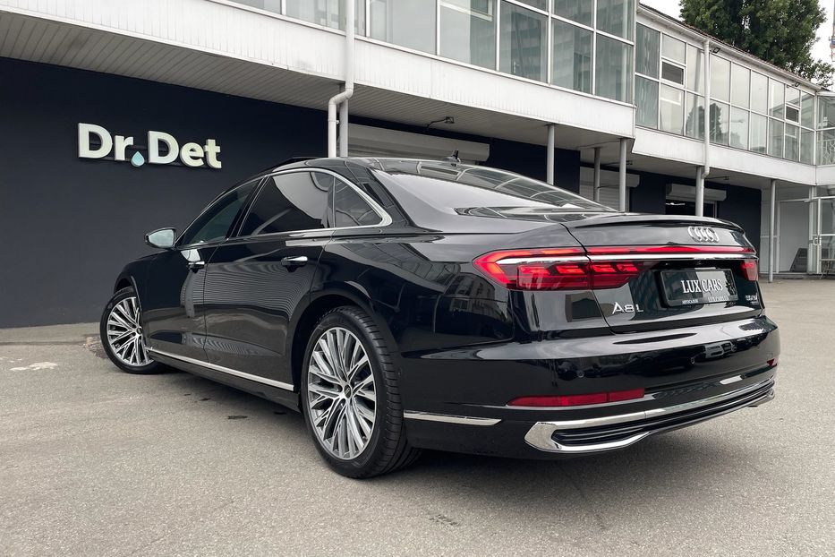 Продам Audi A8 50 TDI Long 2022 года в Киеве