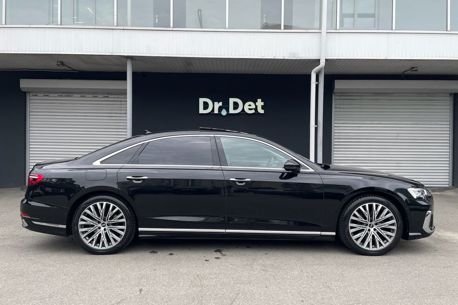 Продам Audi A8 50 TDI Long 2022 года в Киеве