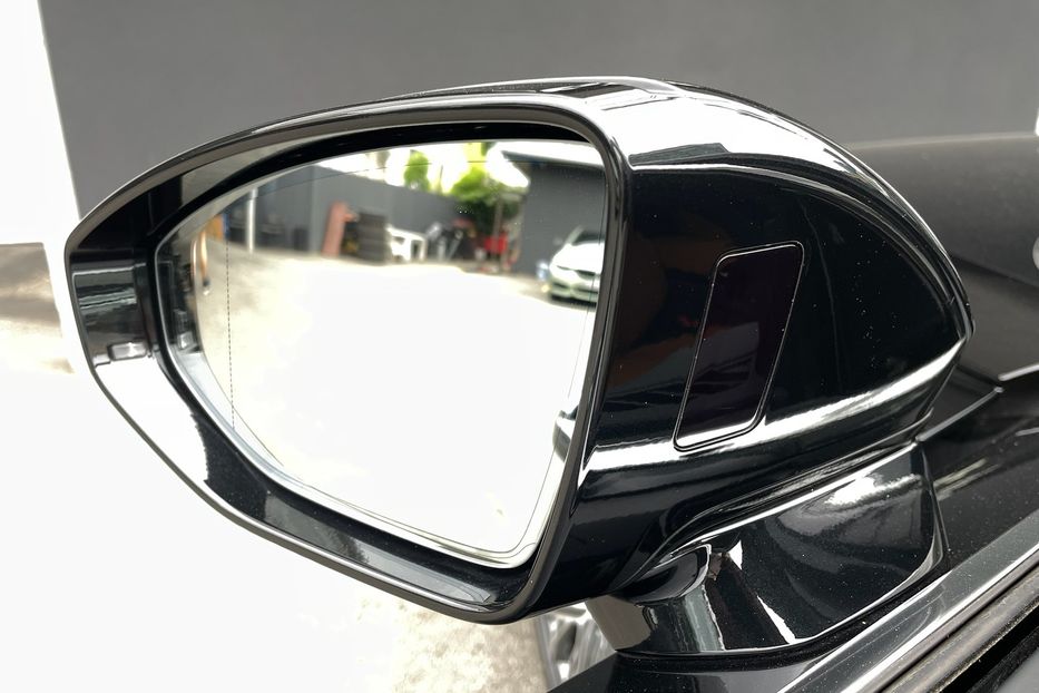 Продам Audi A8 50 TDI Long 2022 года в Киеве