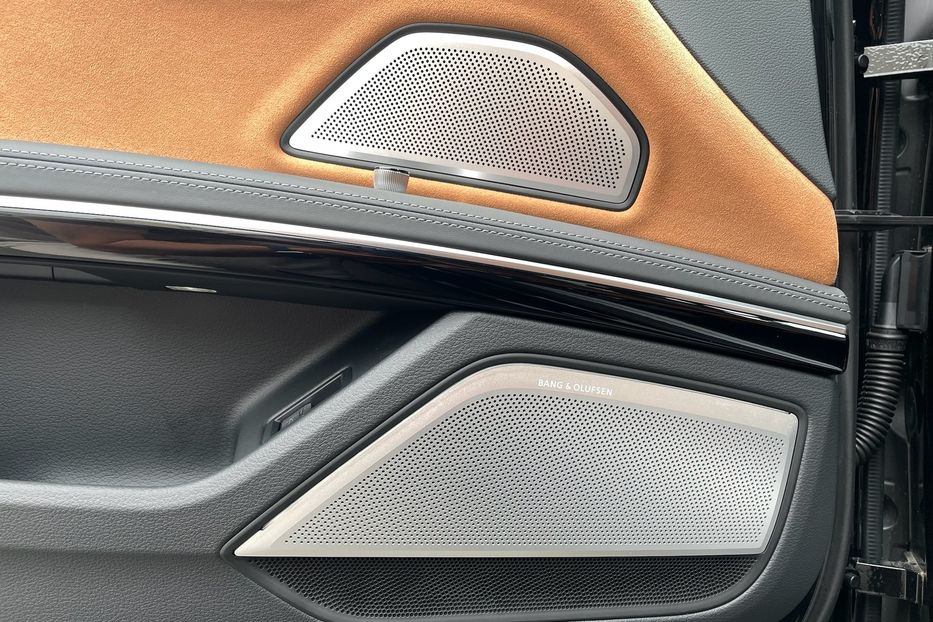 Продам Audi A8 50 TDI Long 2022 года в Киеве