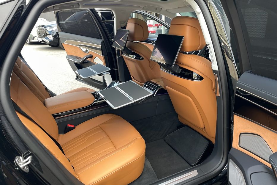 Продам Audi A8 50 TDI Long 2022 года в Киеве