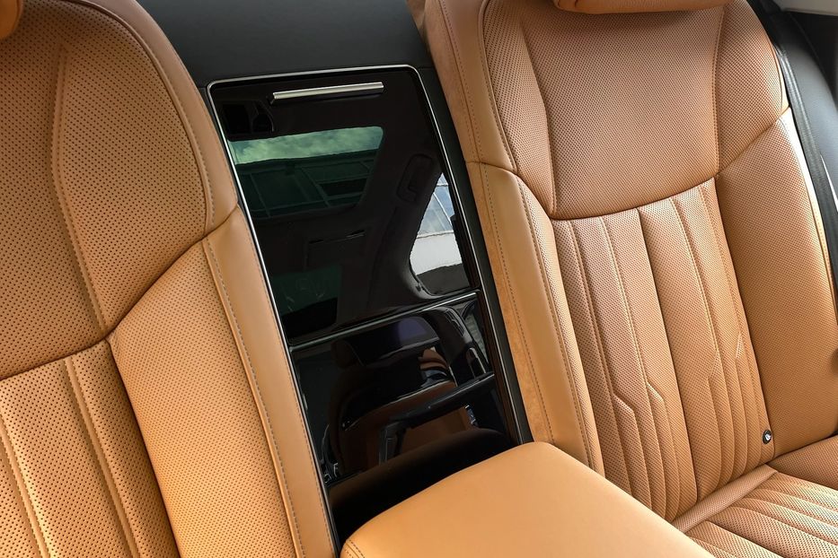 Продам Audi A8 50 TDI Long 2022 года в Киеве