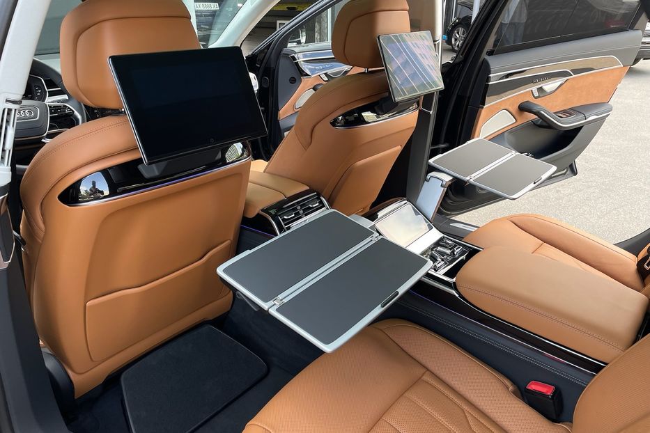 Продам Audi A8 50 TDI Long 2022 года в Киеве