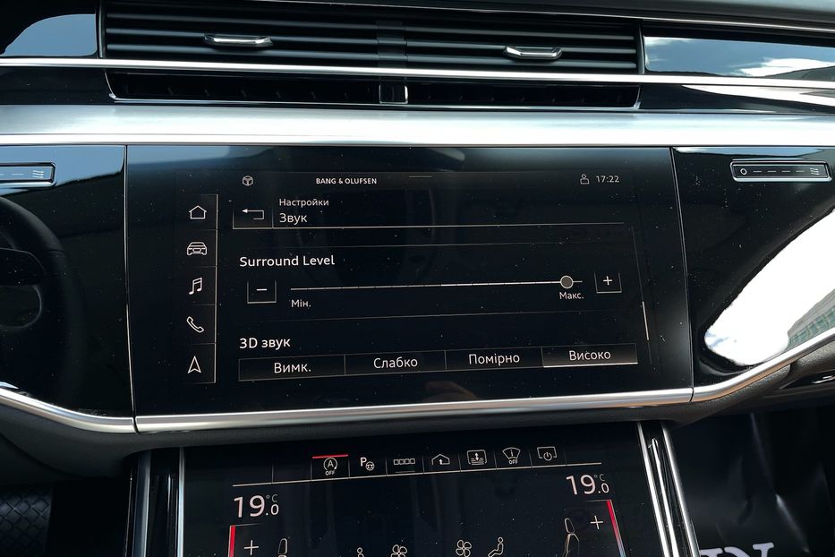 Продам Audi A8 50 TDI Long 2022 года в Киеве