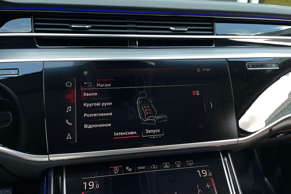 Продам Audi A8 50 TDI Long 2022 года в Киеве