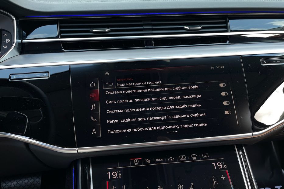 Продам Audi A8 50 TDI Long 2022 года в Киеве