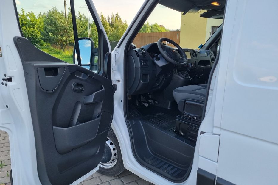 Продам Renault Master груз. 2019 года в Львове