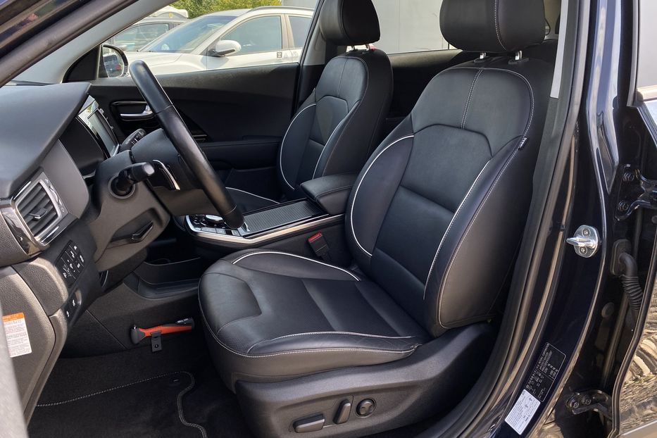 Продам Kia Niro 64kWhМакс.комплектаціяPrestige 2020 года в Львове